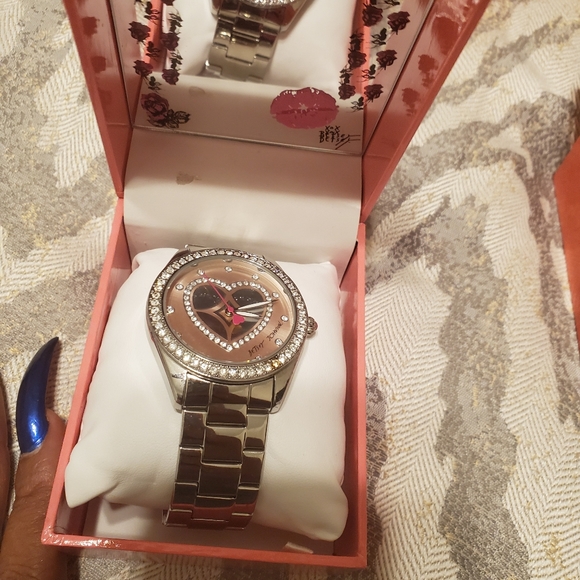 Betsy Johnson Watches - Picture 3 of 8